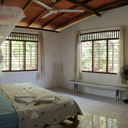 'Kolamba Gedara' Green Apartment Ruwanwella Екстериор снимка